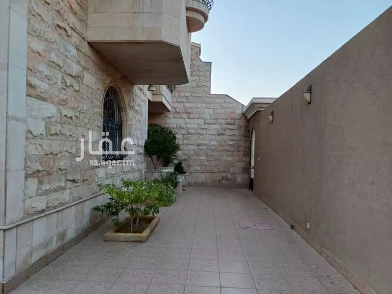 5 bedroom villa in Al Muhammadiyah 2