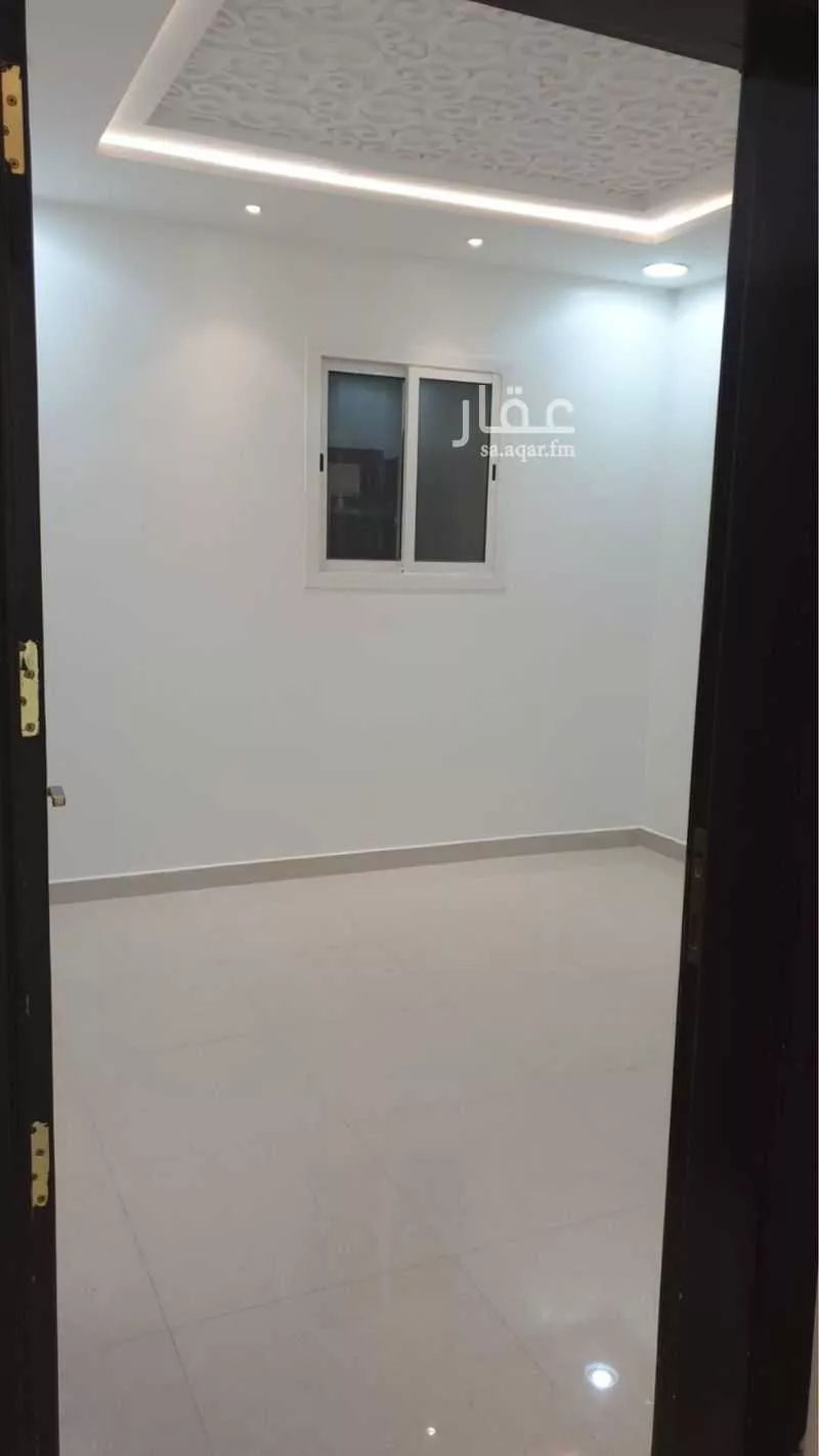 4 bedroom apartment in Okaz, Riyadh 6