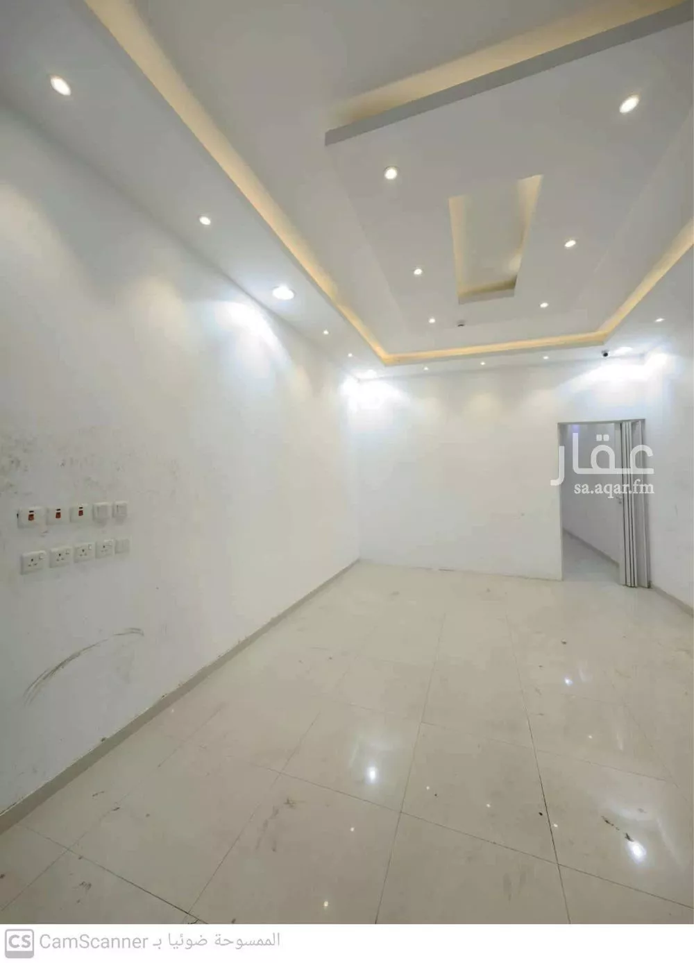 محل 575 م² في عكاظ 2