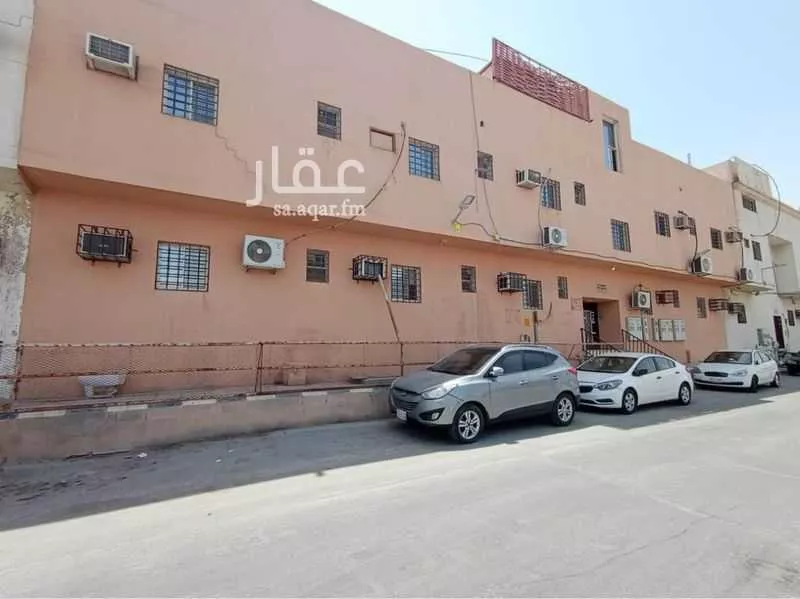 عمارة 298 م² في اليمامة 3