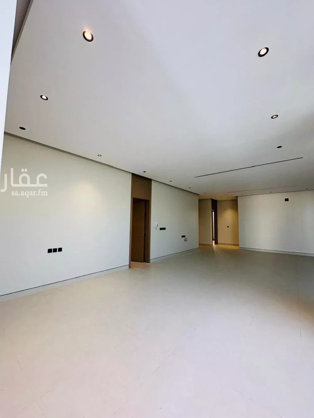 3 bedroom floor in King Faisal 3