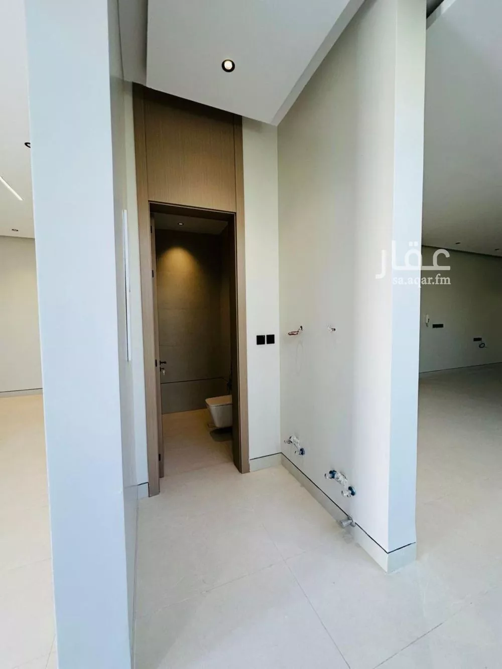 3 bedroom floor in King Faisal 2