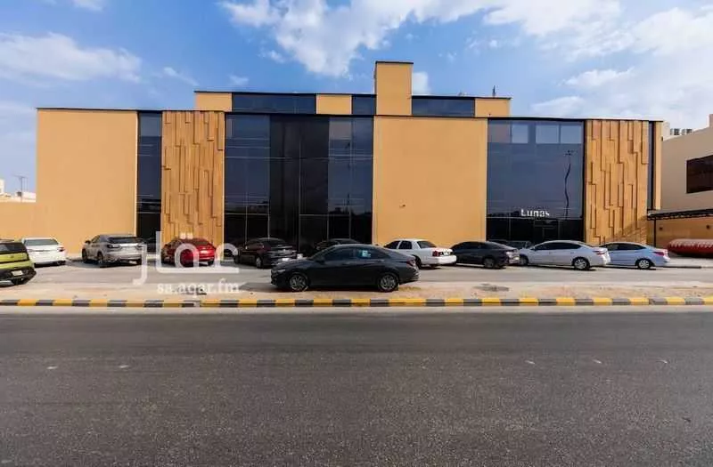 مكتب 900 م² في النرجس 3