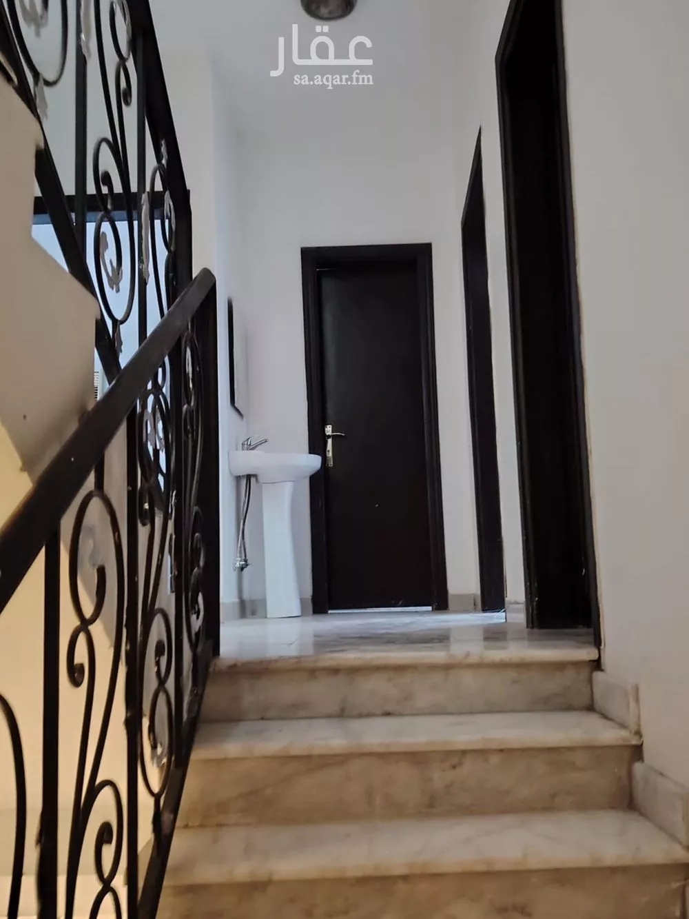 فيلا 7 غرف في المونسية 1