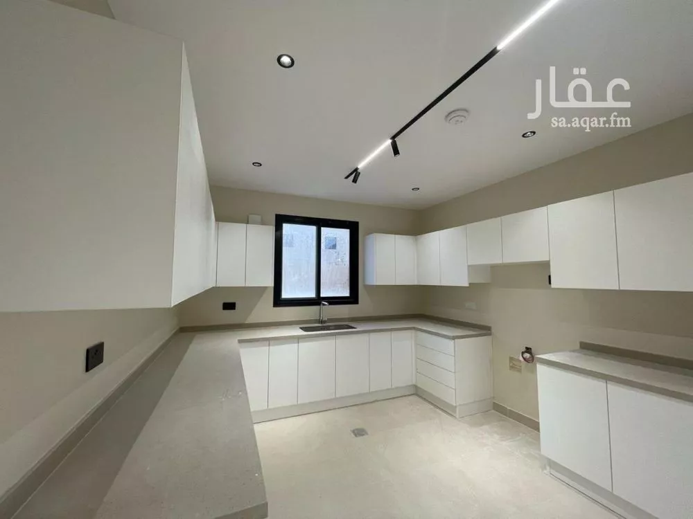 فيلا 5 غرف في المونسية 2