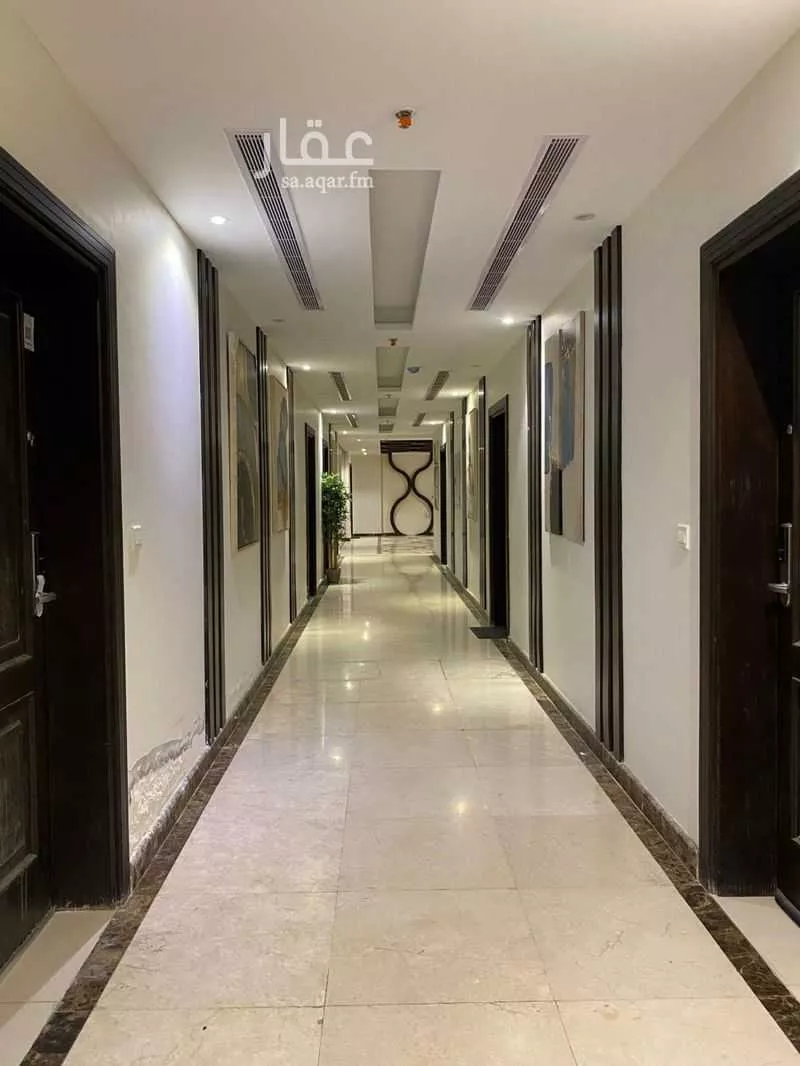 شقة 2 غرف في الامواج 4