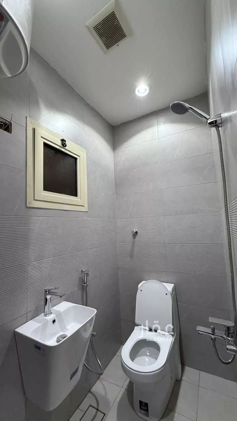 4 bedroom apartment in Al Uraija Al Gharbiyah, Riyadh 16