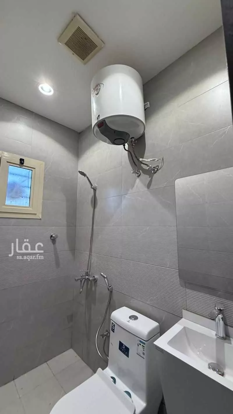 4 bedroom apartment in Al Uraija Al Gharbiyah, Riyadh 14
