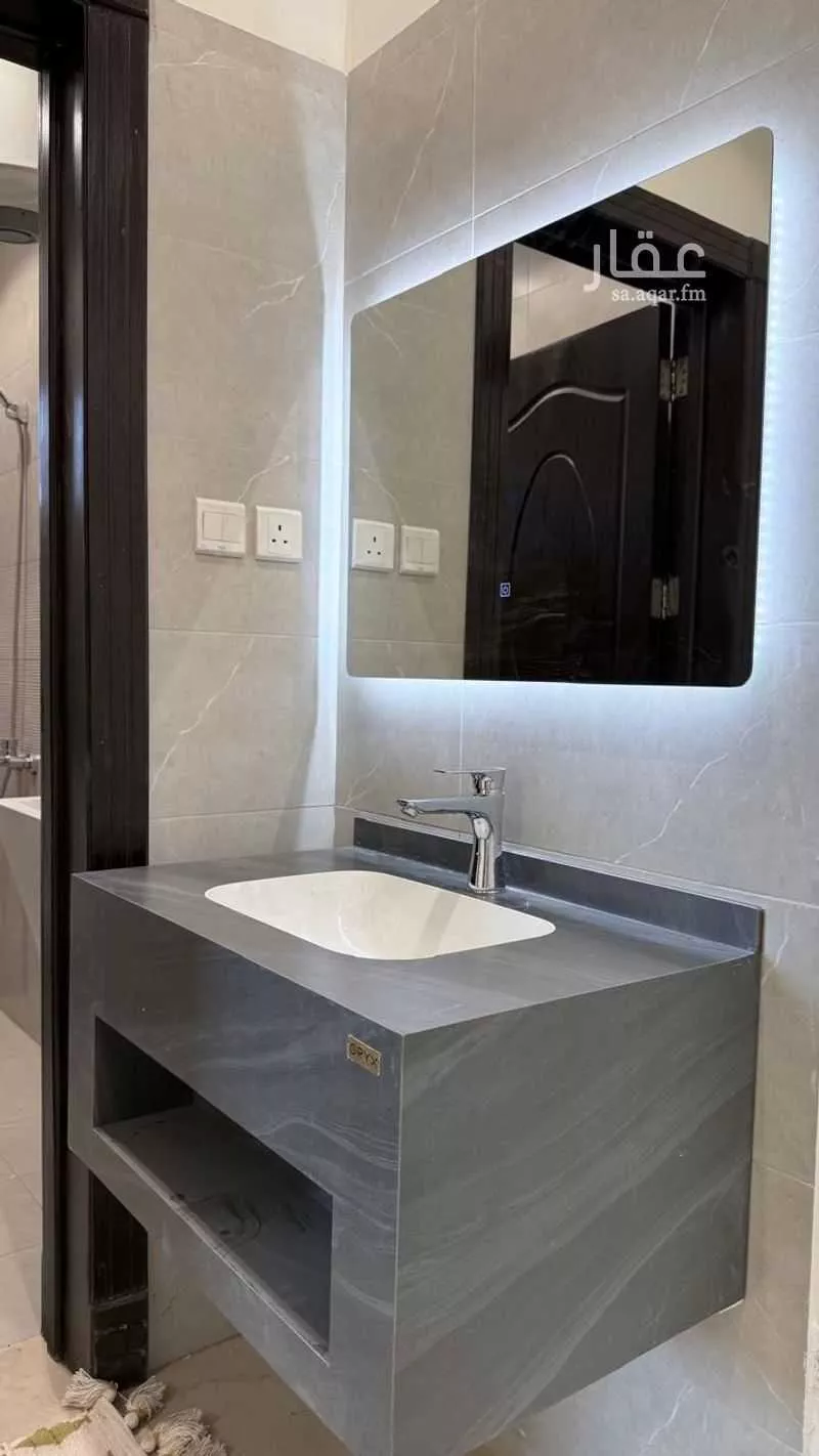 4 bedroom apartment in Al Uraija Al Gharbiyah, Riyadh 13