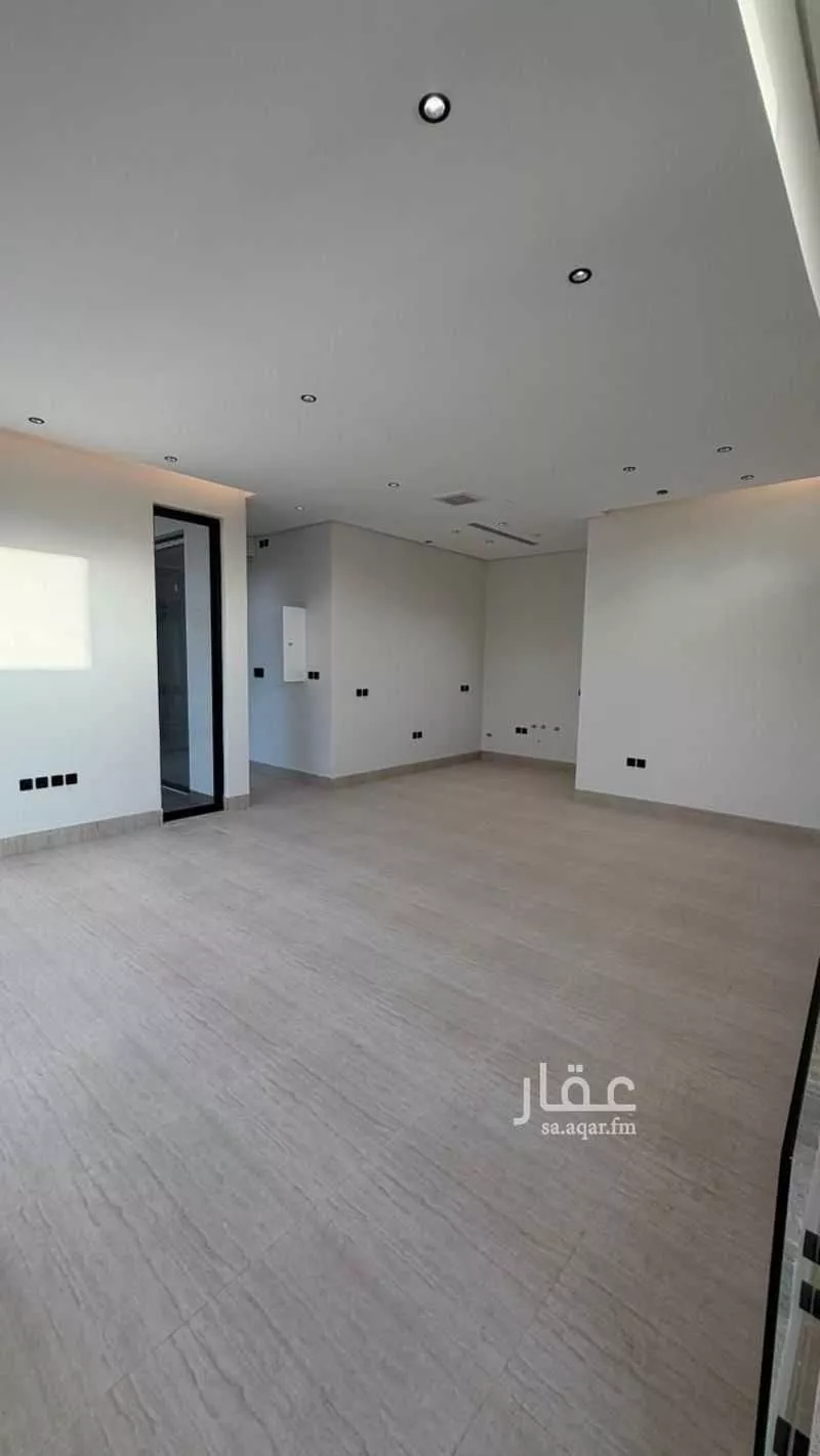 3 bedroom floor in Al Rabwa 5