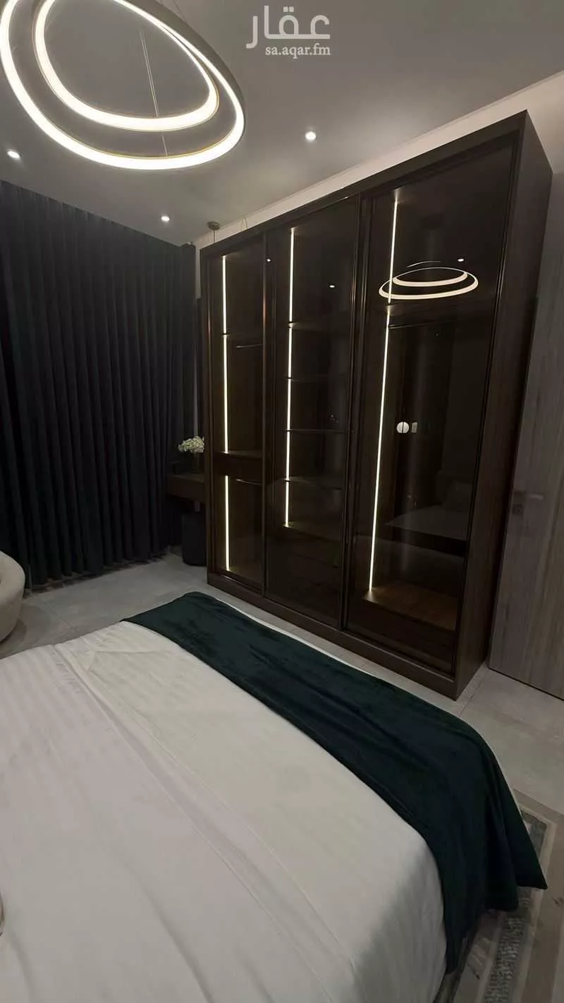 شقة 4 غرف في الصفا 5