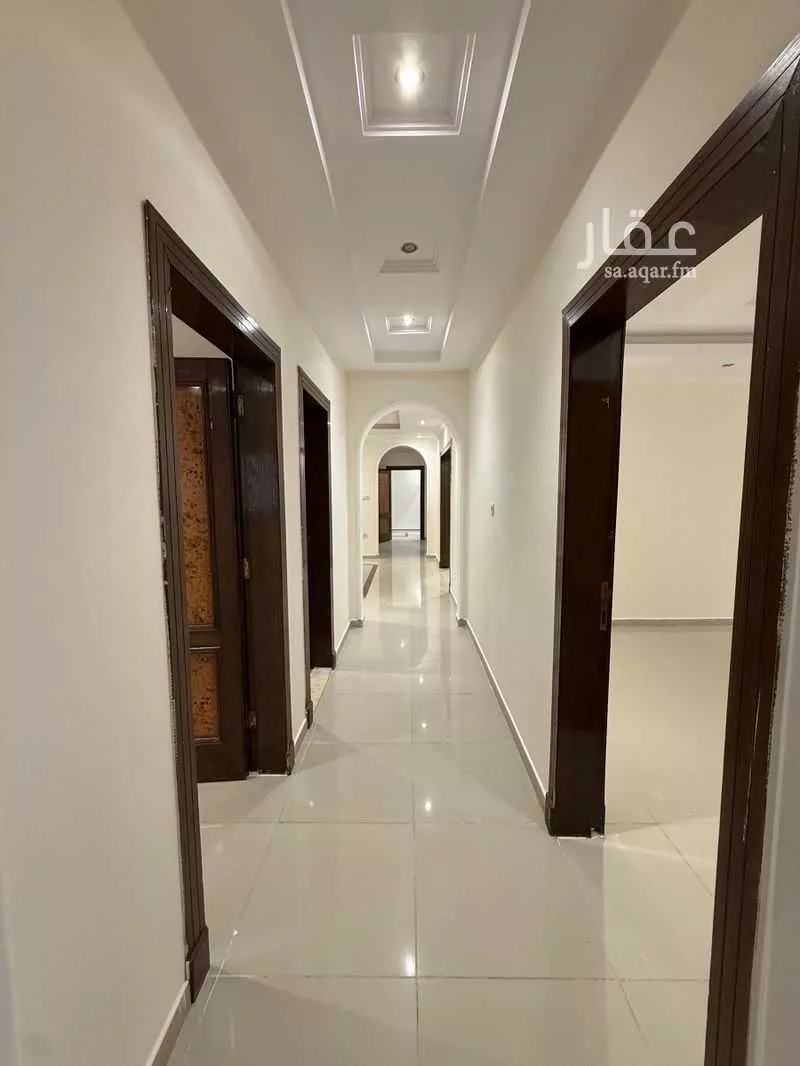 شقة 8 غرف في الزهراء 4