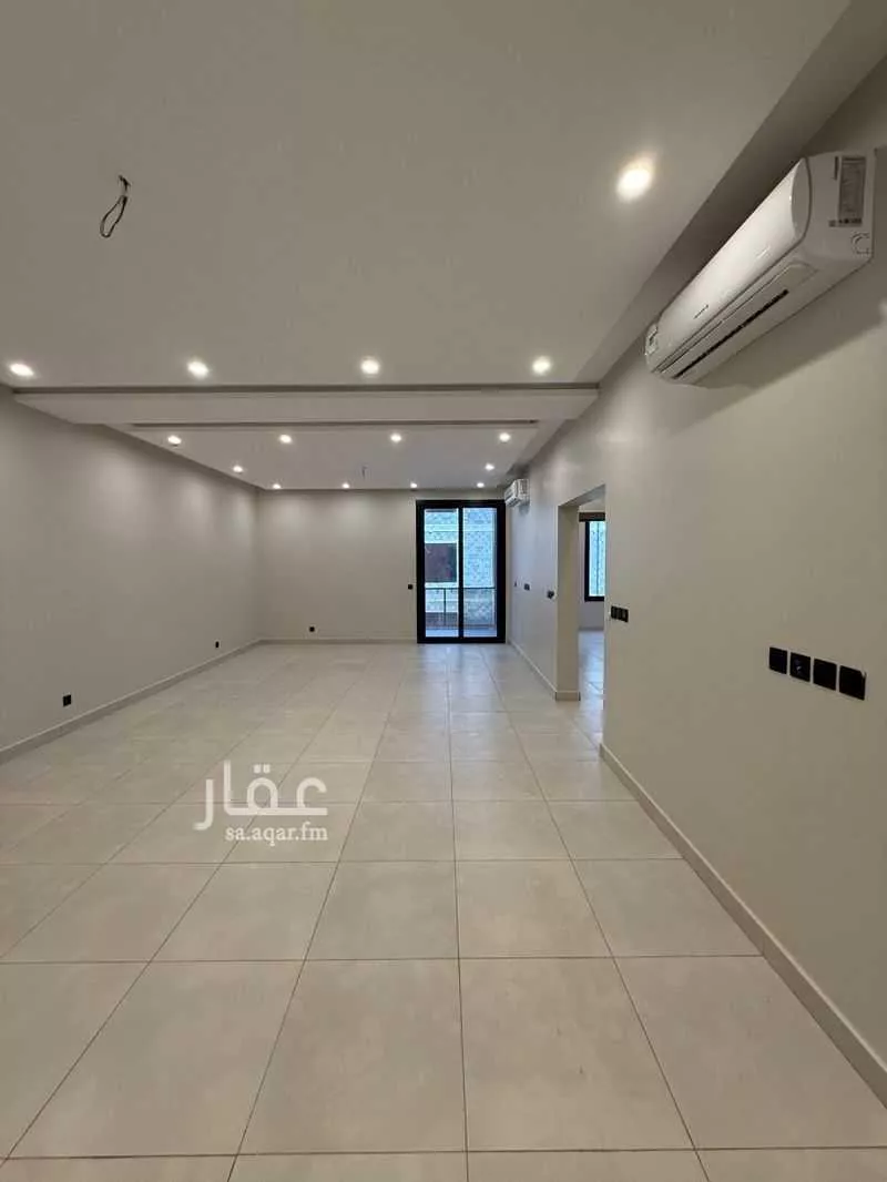 شقة 4 غرف في الروضة 4