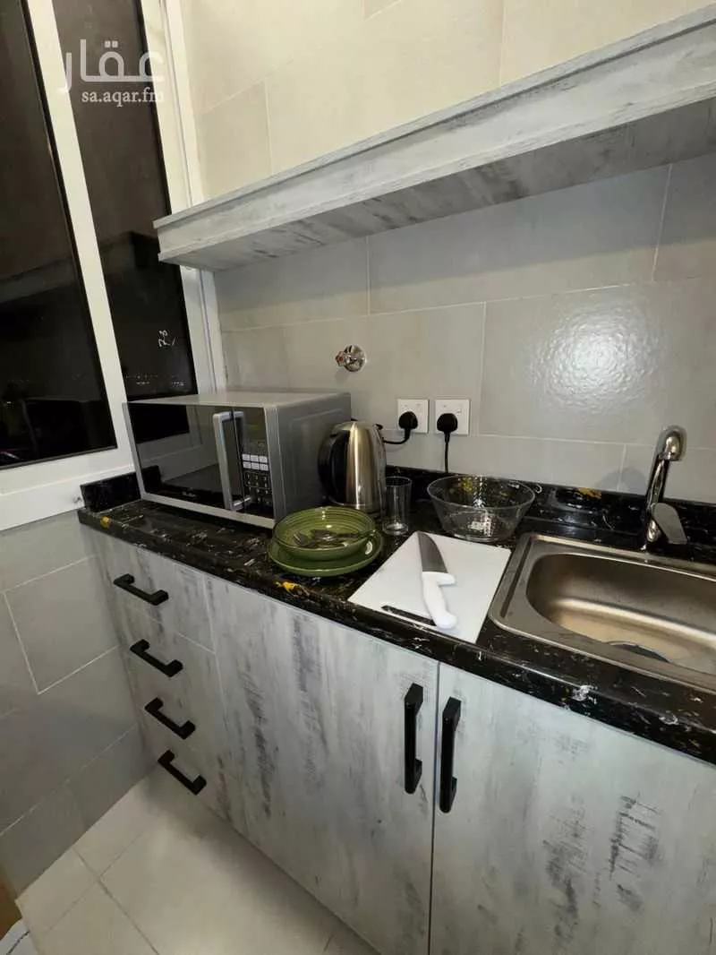 2 bedroom apartment in Al Rabwa, Jeddah 8