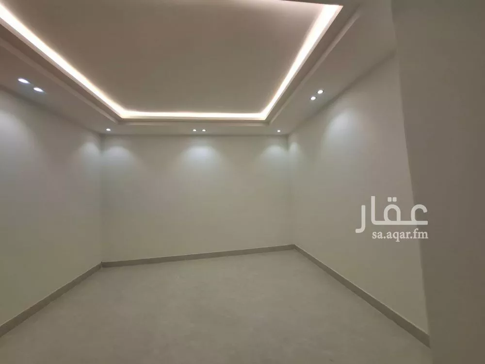 فيلا 5 غرف في بدر 2