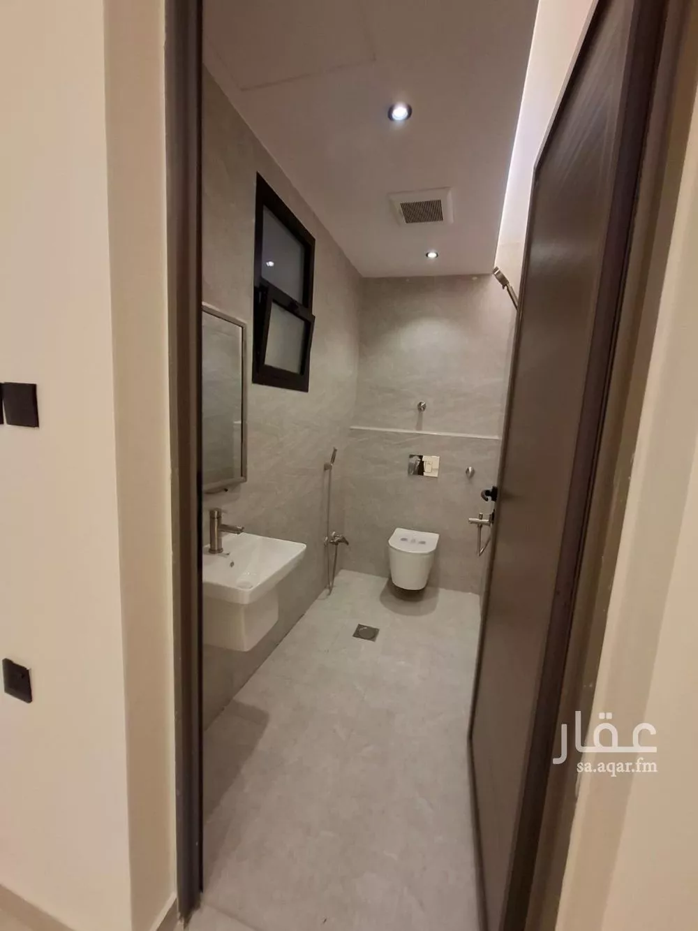 فيلا 5 غرف في بدر 3