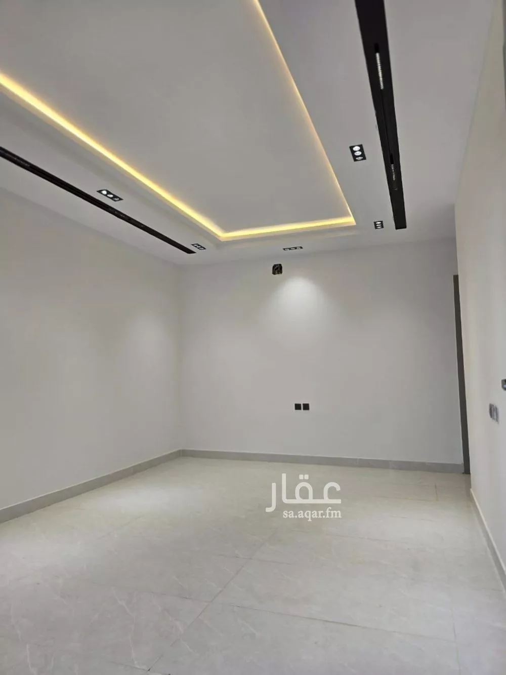 فيلا 5 غرف في بدر 3