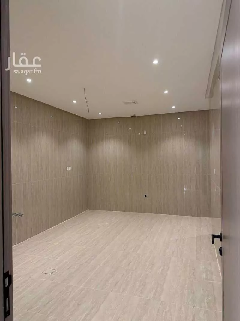 فيلا 5 غرف في ضاحية الملك فهد 5