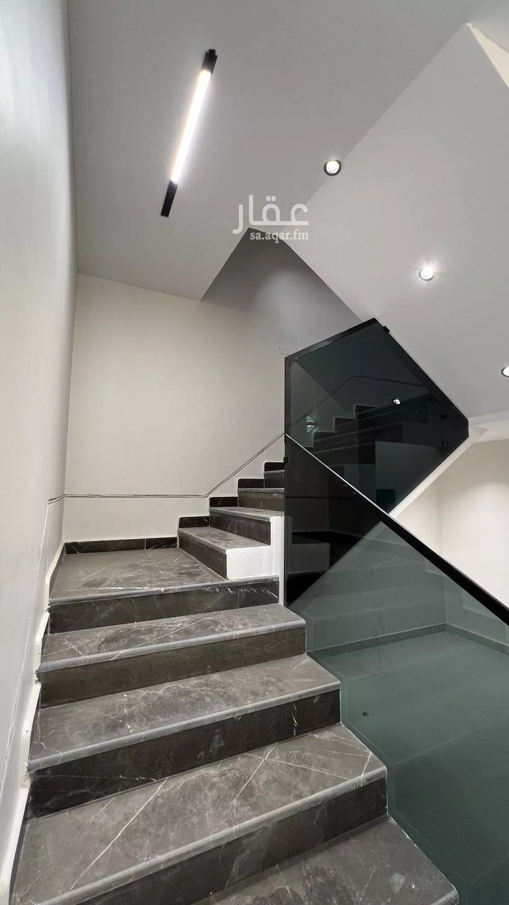 4 bedroom villa in Dhahrat Namar, Riyadh 6