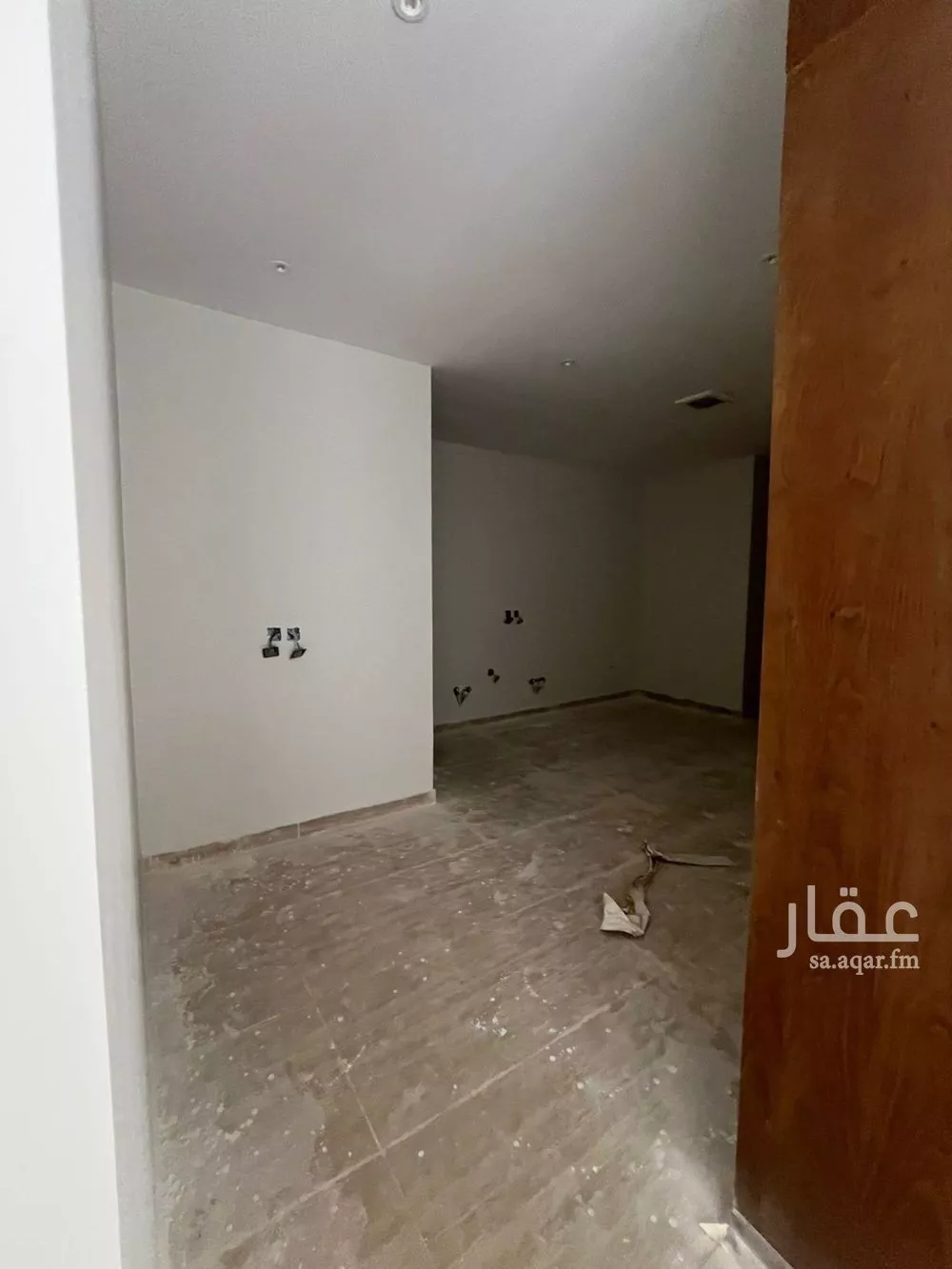 3 bedroom floor in Dhahrat Namar 5