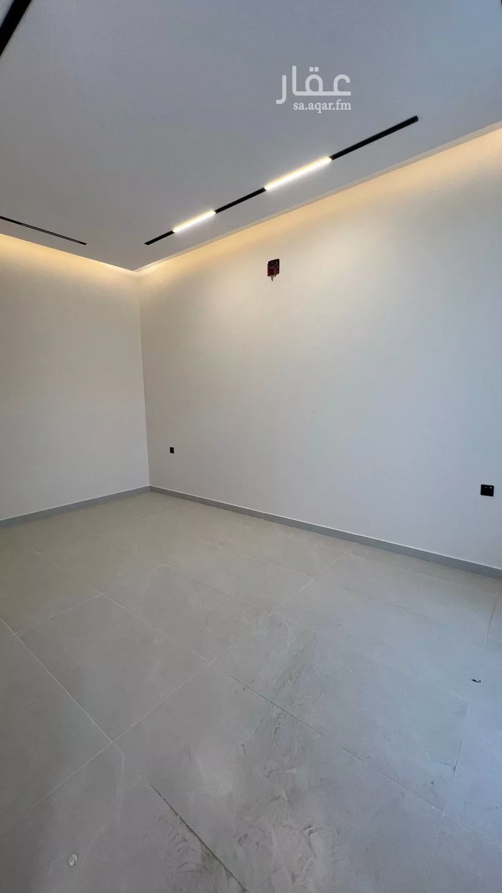 4 bedroom villa in Dhahrat Namar, Riyadh 5