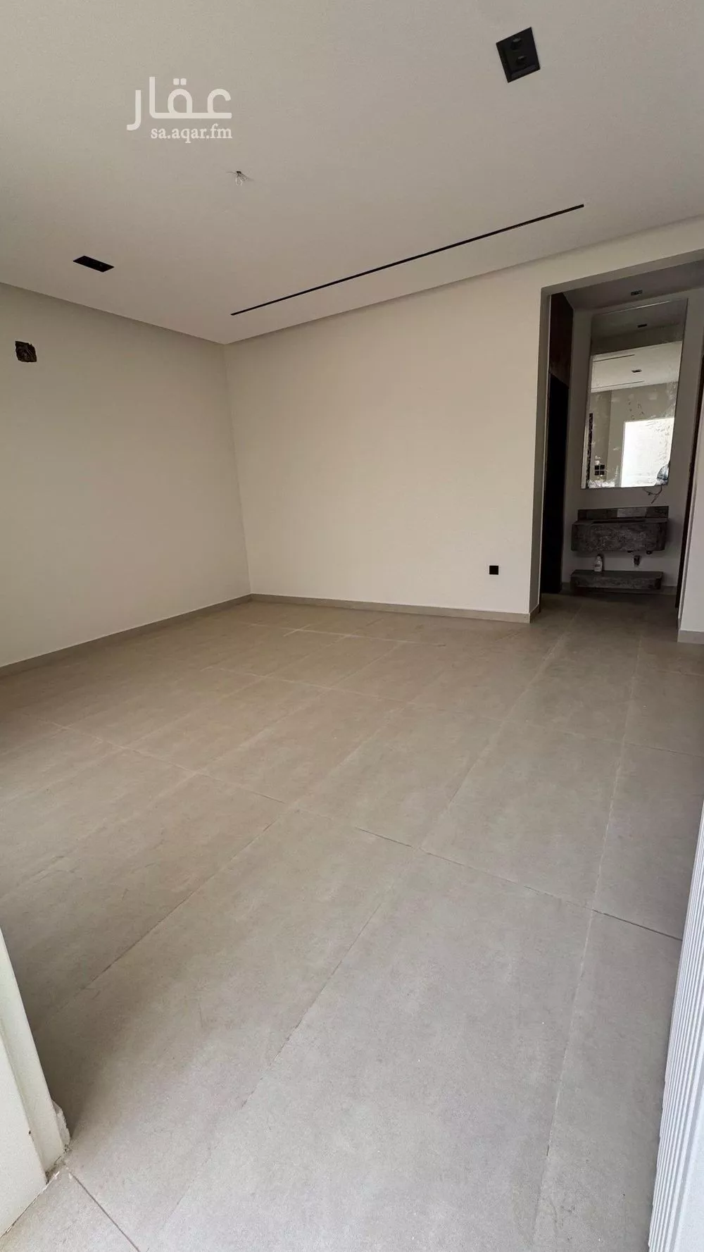 دور 5 غرف في عكاظ 5