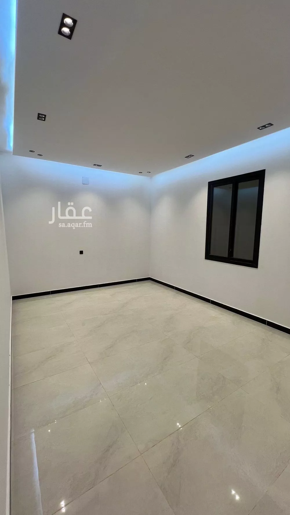 3 bedroom apartment in Al Hazm 5