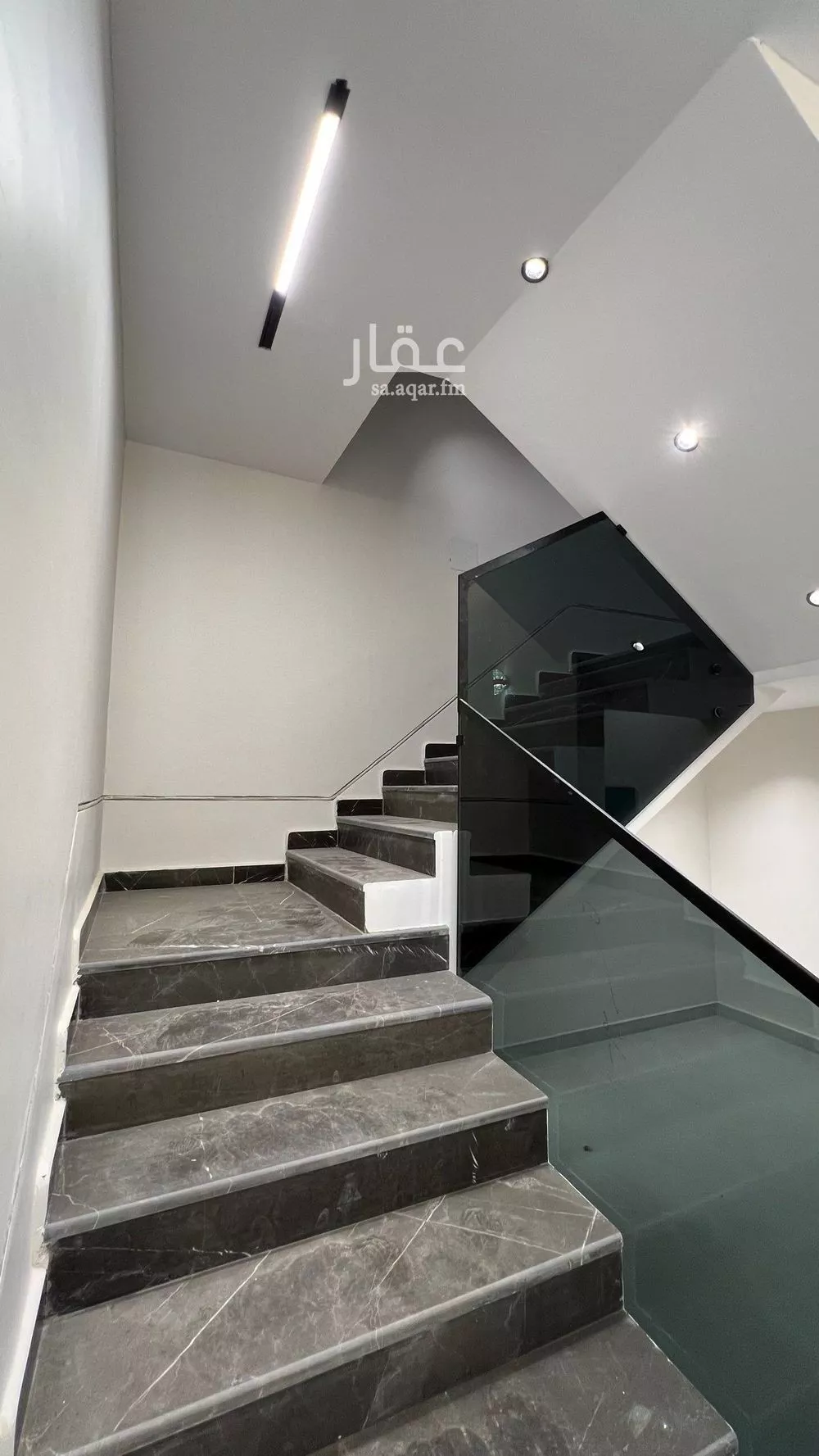 4 bedroom villa in Dhahrat Namar, Riyadh 7