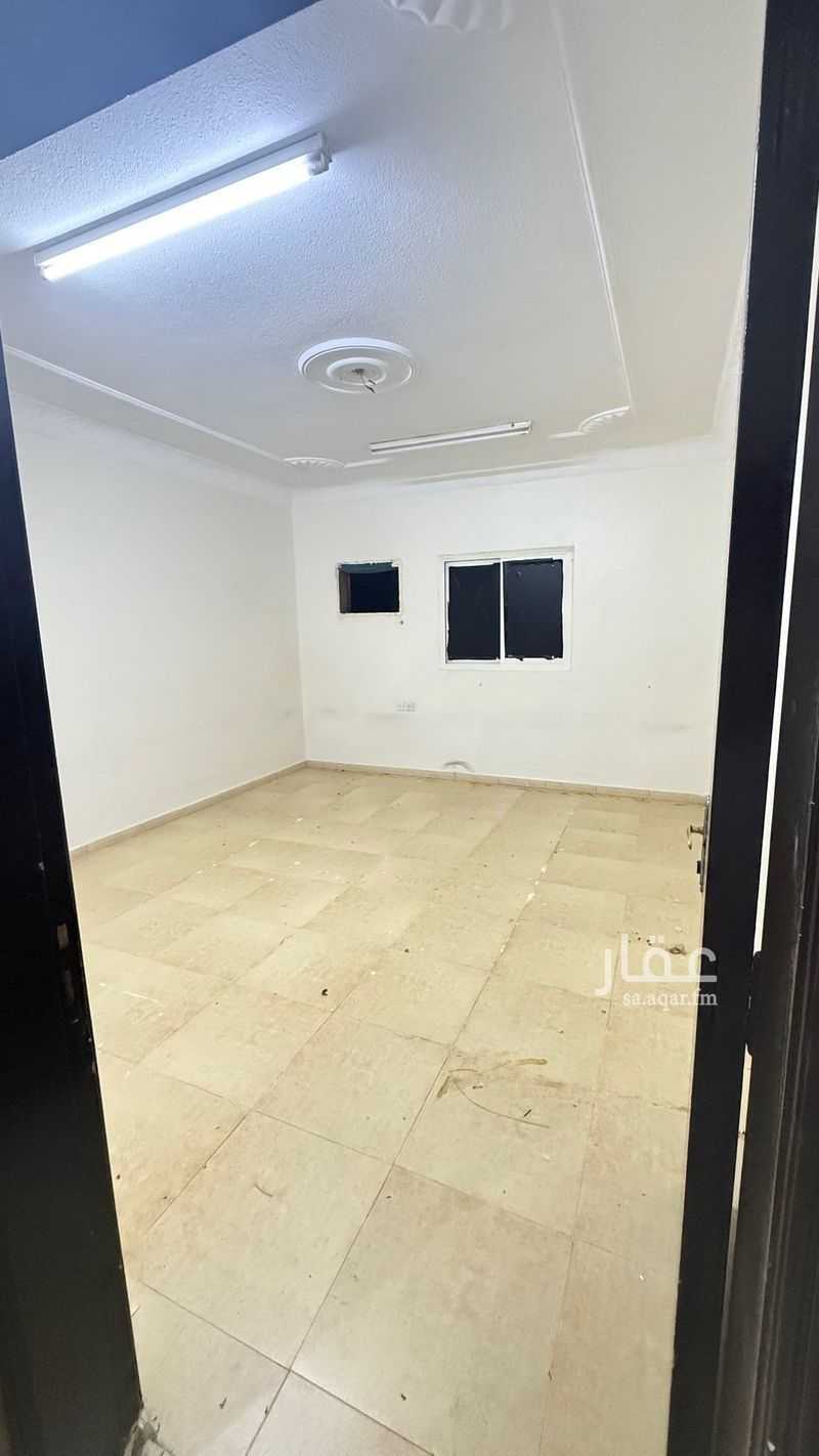 4 bedroom apartment in Al Rawdah, Riyadh 4