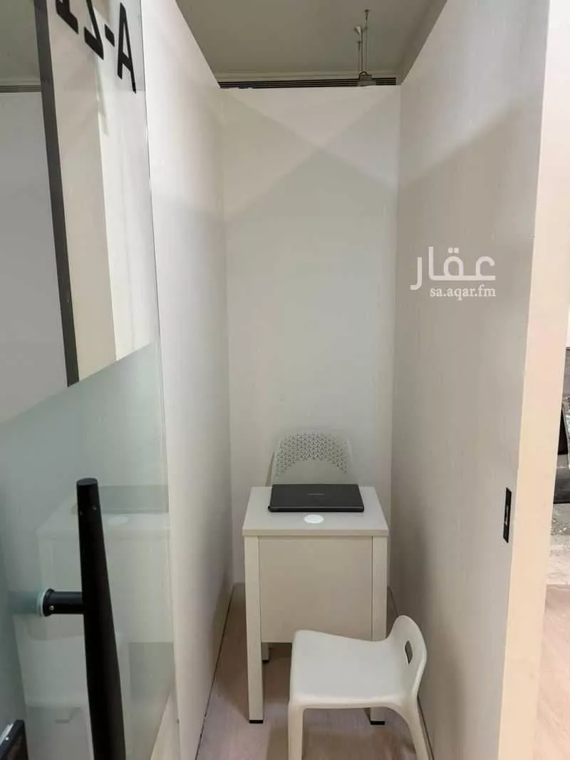 مكتب 5000 م² في الدريهمية 1