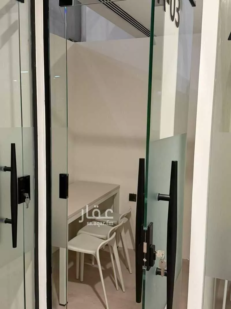 مكتب 5000 م² في الدريهمية 3