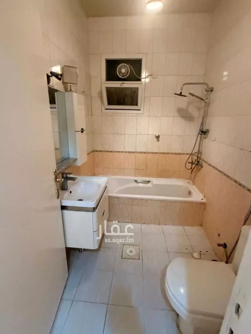 6 bedroom floor in At Taawon 5