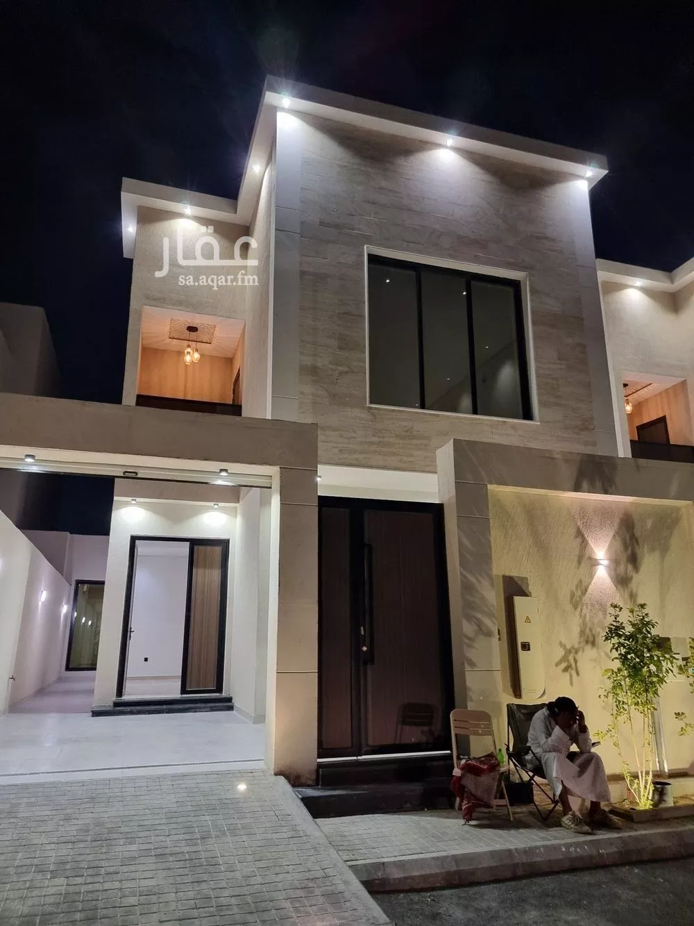 فيلا 8 غرف في الشعلة 1