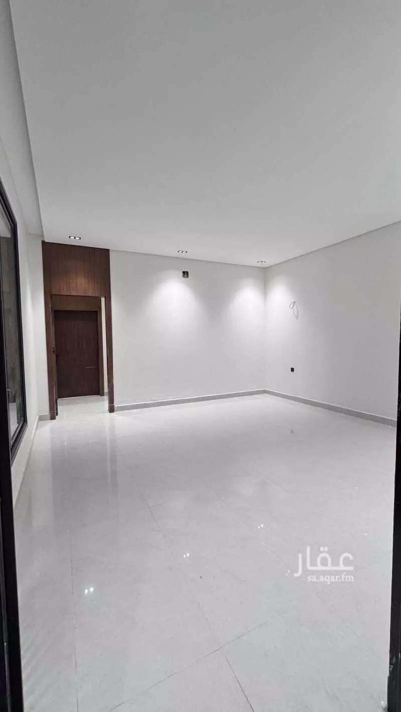 3 bedroom floor in Tuwaiq 2