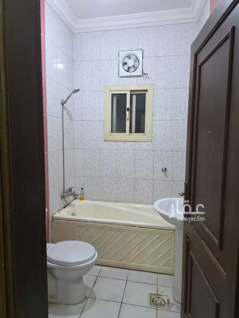 2 bedroom apartment in Al Rabwa, Jeddah 6