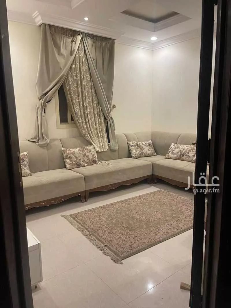 4 bedroom apartment in Dhahrat Laban 4
