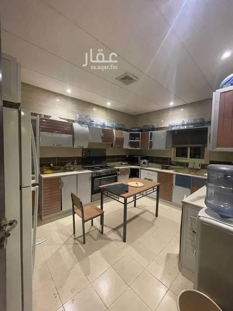 4 bedroom apartment in Dhahrat Laban 2