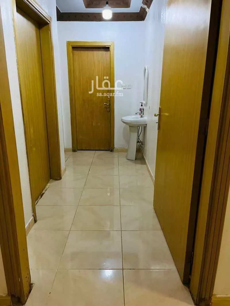 6 bedroom villa in Al Uraija Al Gharbiyah 4