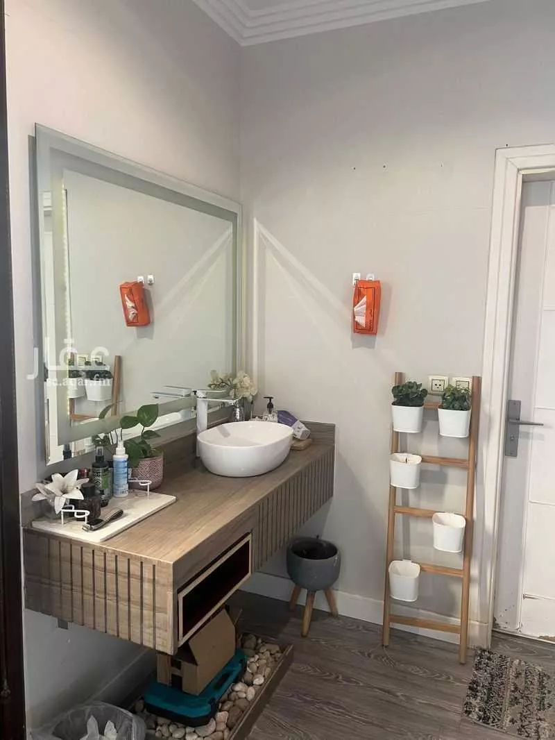 فيلا 6 غرف في العارض 2