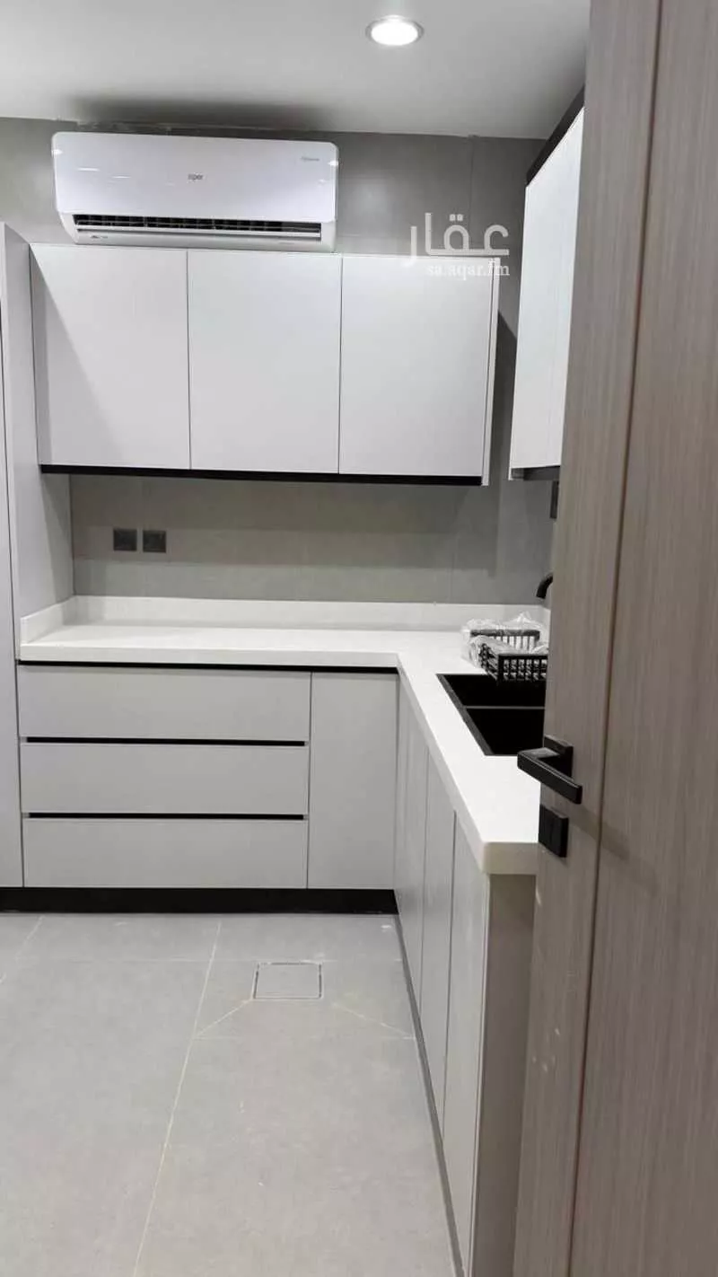 4 bedroom apartment in Al Izdihar, Riyadh 8