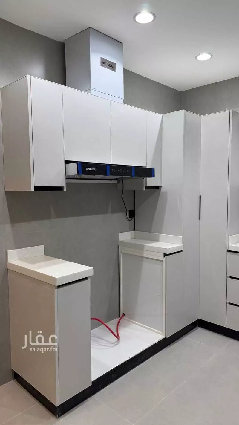 4 bedroom apartment in Al Izdihar, Riyadh 13