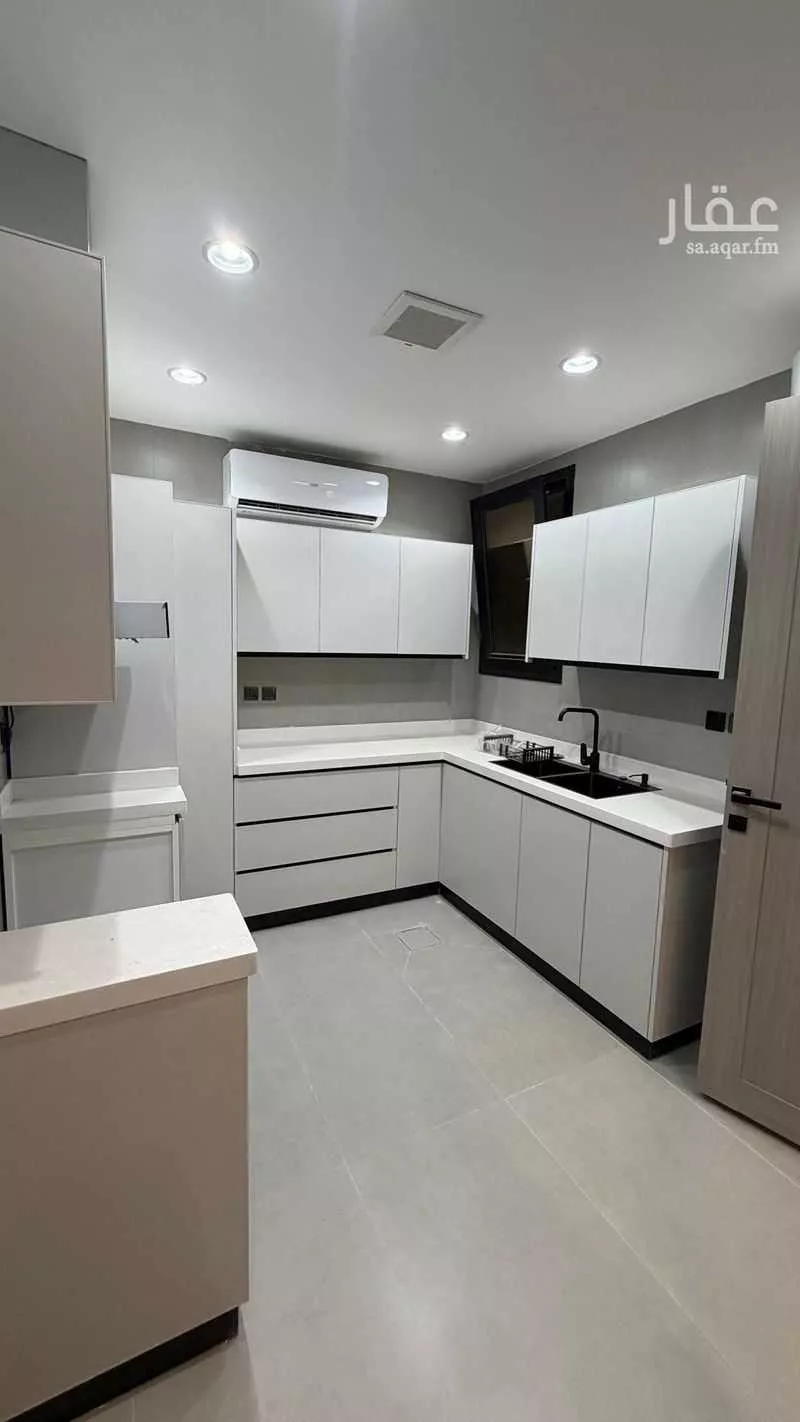 4 bedroom apartment in Al Izdihar, Riyadh 11