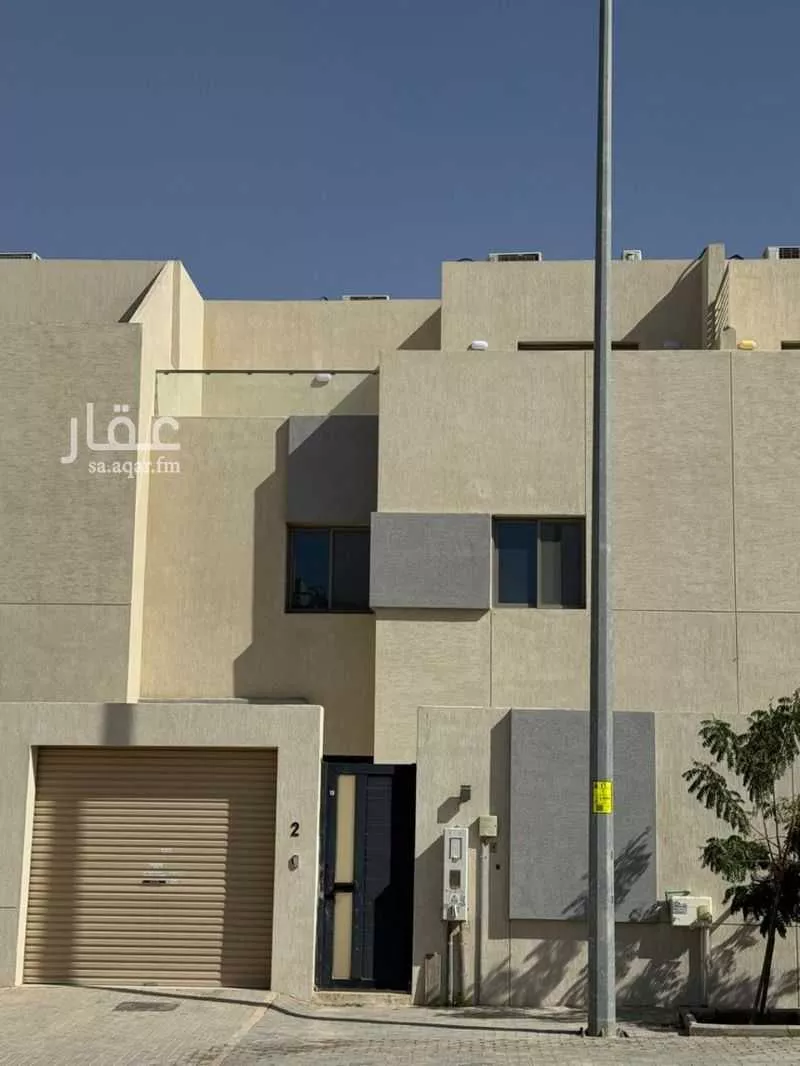 فيلا 5 غرف في النرجس 1