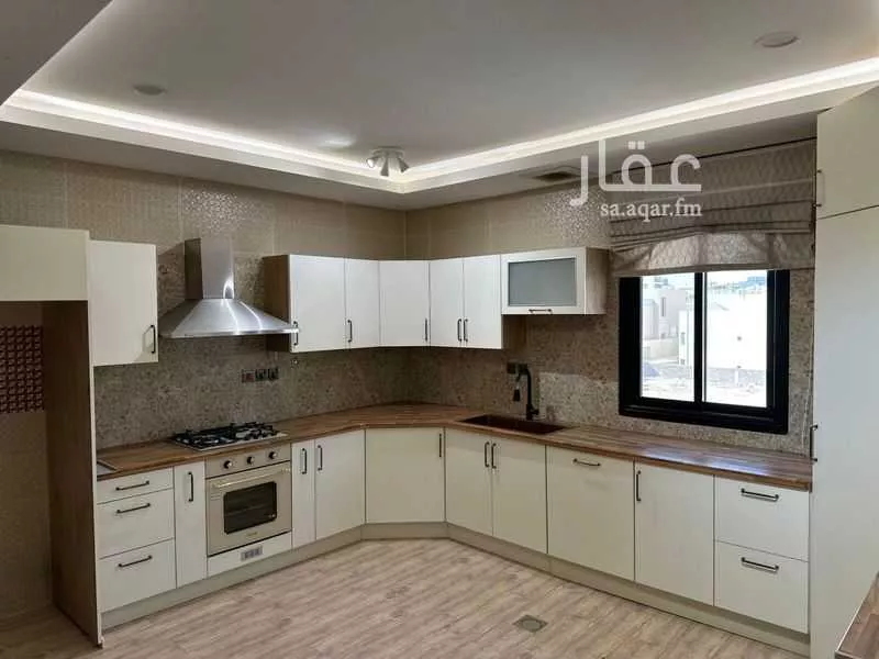 4 bedroom apartment in Hittin 2