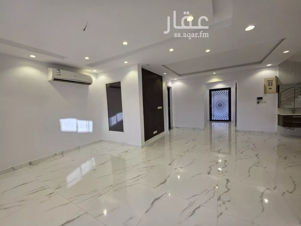 6 bedroom villa in Az Zomorod, Jeddah 9