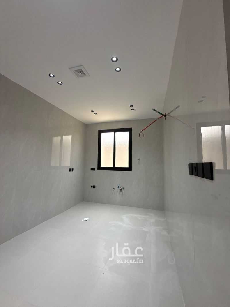 7 bedroom villa in Dahiat King Fahd, Eastern Province 4
