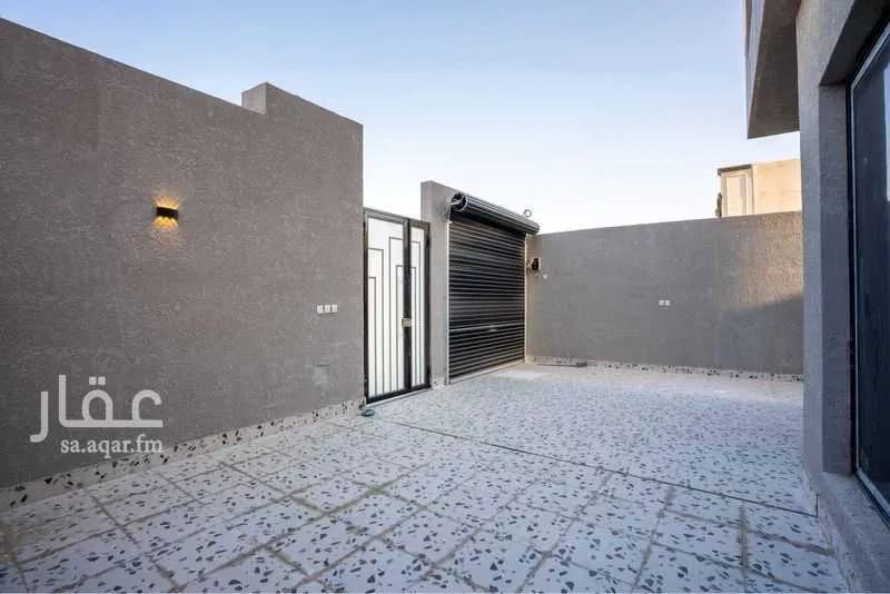 فيلا 7 غرف في ضاحية الملك فهد 3