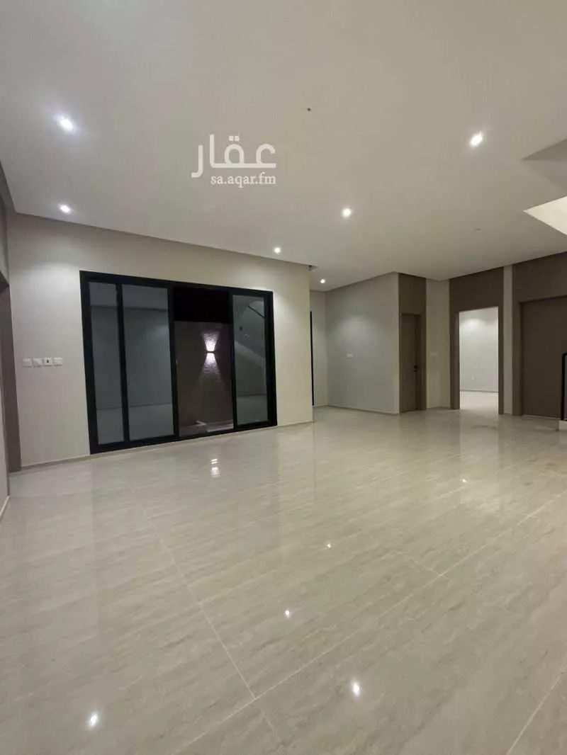 فيلا 7 غرف في ضاحية الملك فهد 3