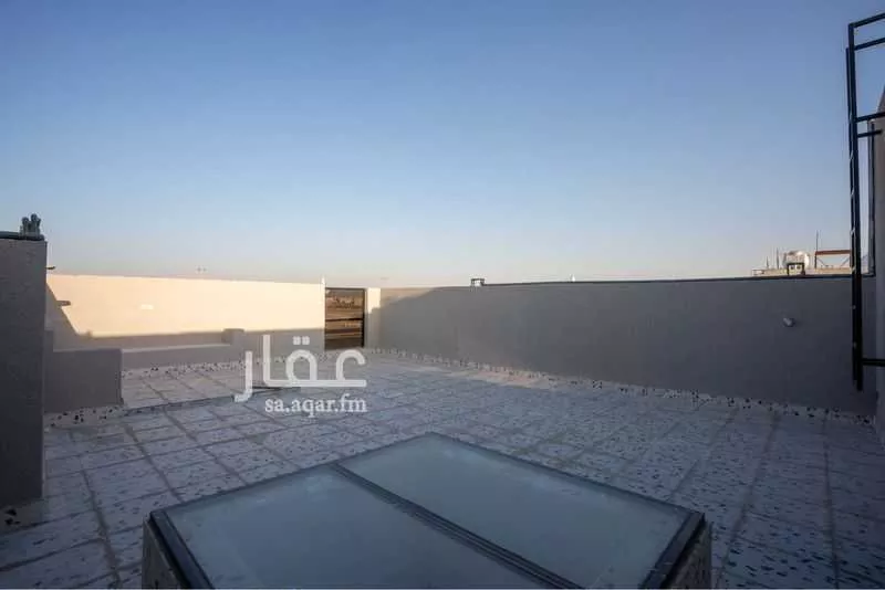7 bedroom villa in Dahiat King Fahd 4