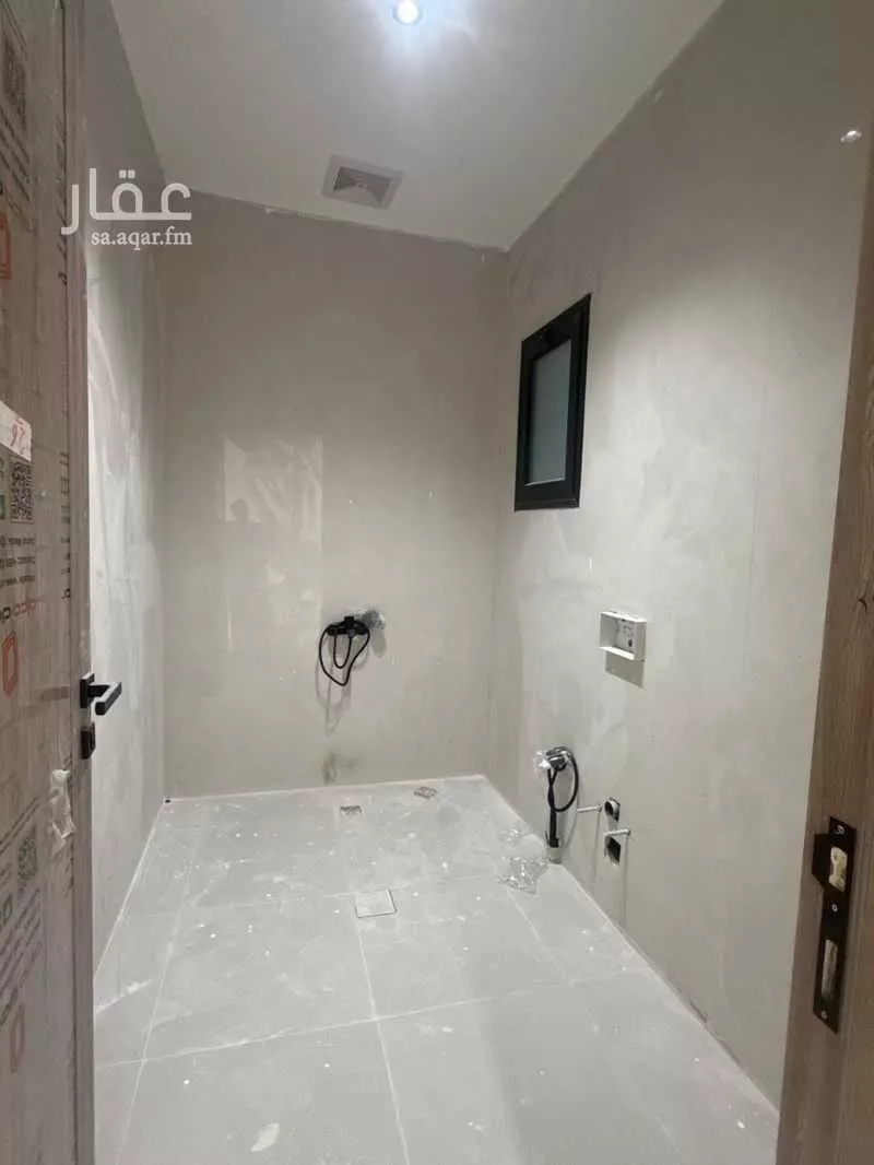 فيلا 7 غرف في احد 2